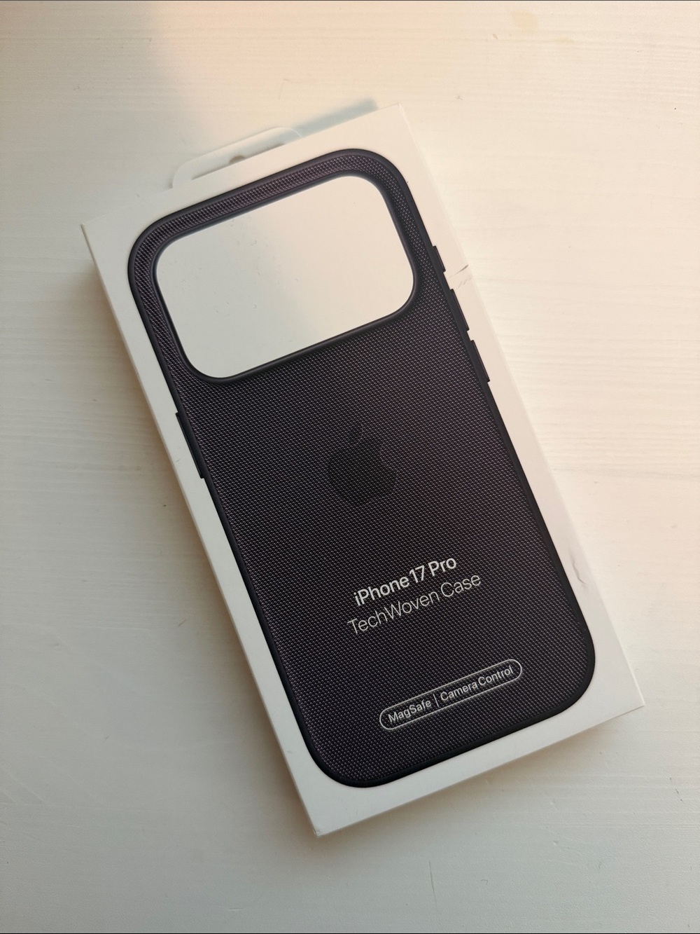 NWT Apple iPhone 17 Pro TechWoven Case in Purple